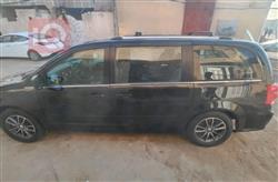 دودج جراند كارافان